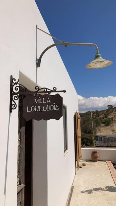 Villa Louloudia Stylish Luxury Villa With Private Pool Pitsidia Esterno foto